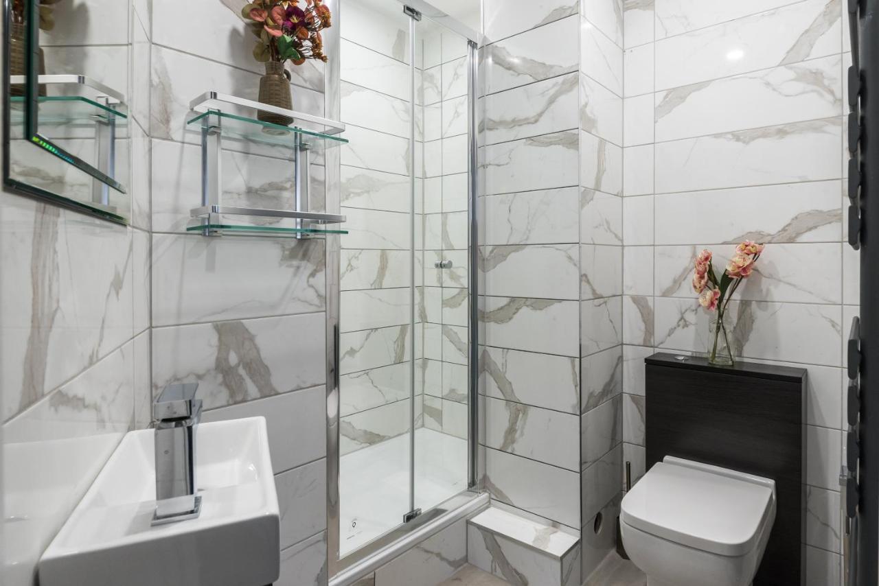 Spacious Newly Refurbished Central Apt エディンバラ エクステリア 写真